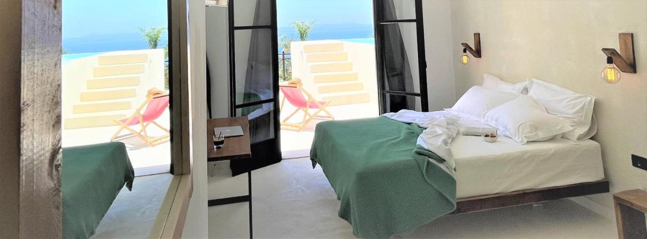 Rustic Hill Private Pool Suites Kalamata Luaran gambar