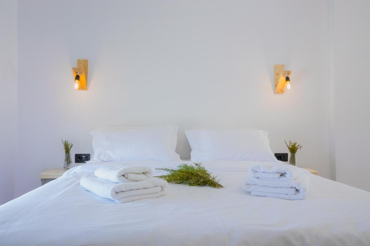 Rustic Hill Private Pool Suites Kalamata Luaran gambar