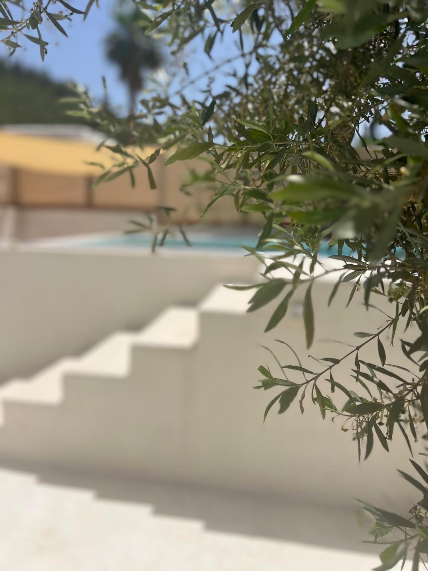 Rustic Hill Private Pool Suites Kalamata Luaran gambar